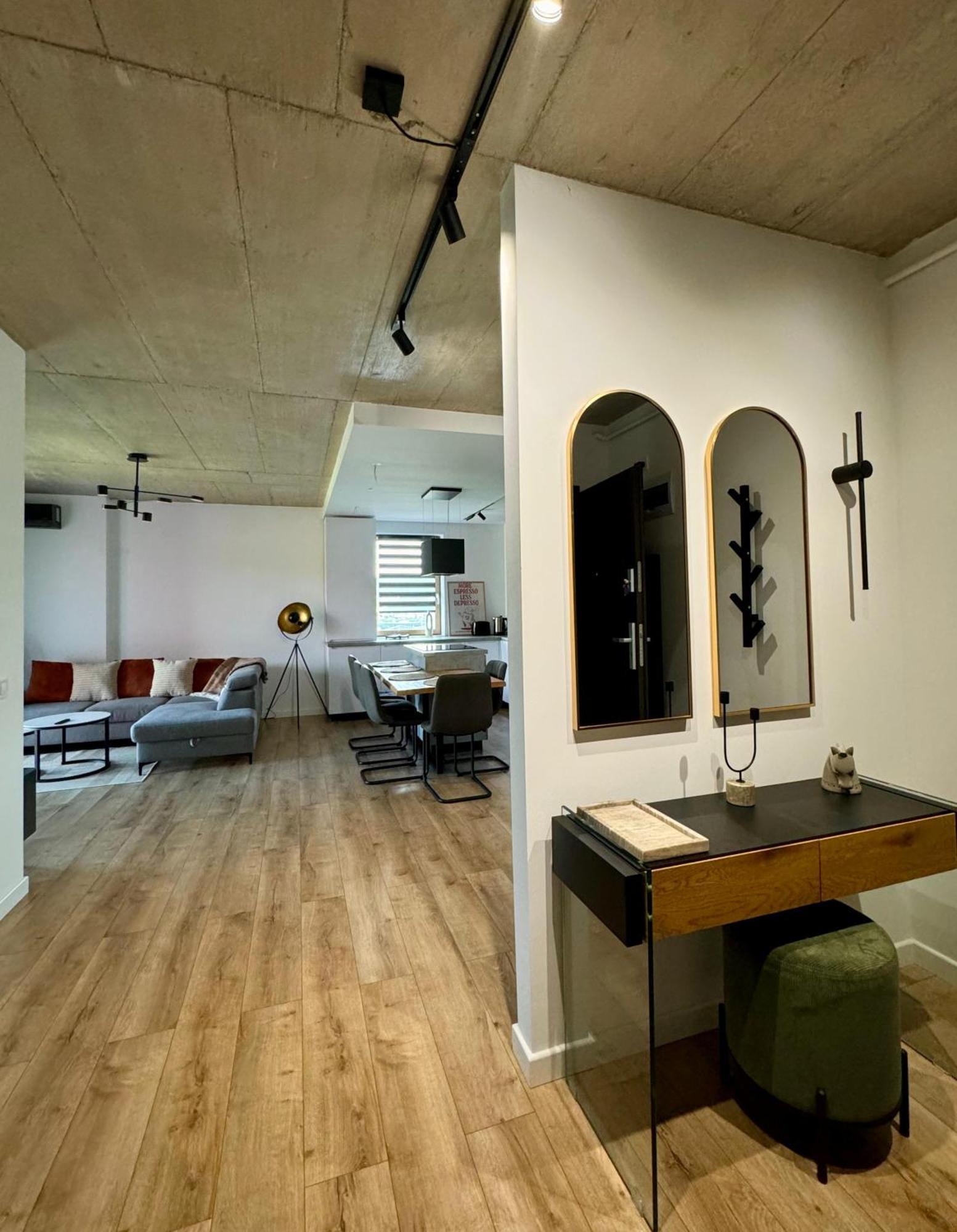 The Perfect Space - New1Bedroom & Parking Тыргу-Муреш Экстерьер фото