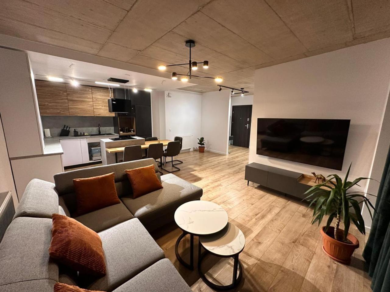 The Perfect Space - New1Bedroom & Parking Тыргу-Муреш Экстерьер фото